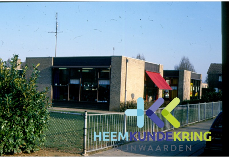 Lobith (6) 03-1990 Kinder opvang de Berenboot NW Komstraat